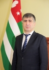 Председатель Арбитражного суда Республики Абхазия Квициния Ф.А. поздравила Министра Внутренних Дел Республики Абхазия Полковника Бутба В.С. с профессиональным праздником